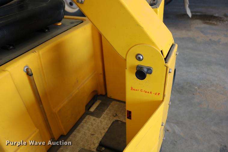 image for item DB9313 Tomcat 29 floor machine
