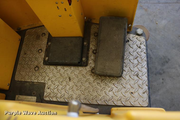 image for item DB9313 Tomcat 29 floor machine