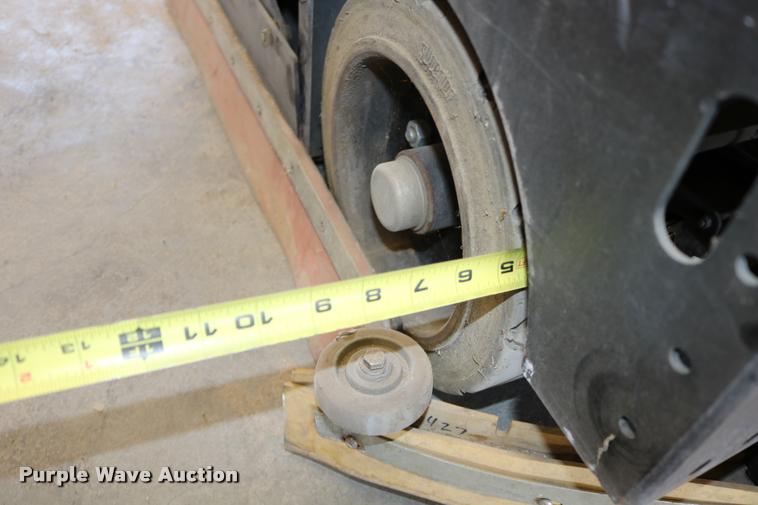 image for item DB9313 Tomcat 29 floor machine