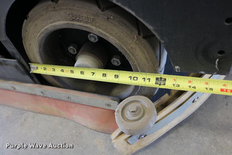 image for item DB9313 Tomcat 29 floor machine