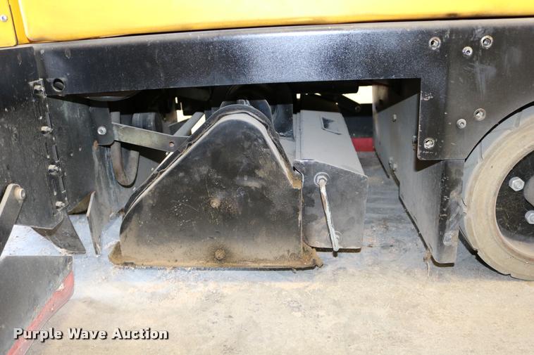 image for item DB9313 Tomcat 29 floor machine