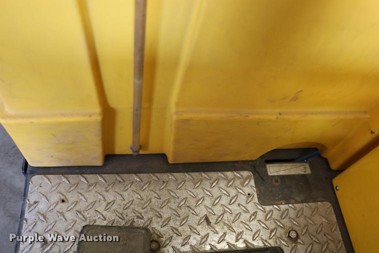 image for item DB9313 Tomcat 29 floor machine