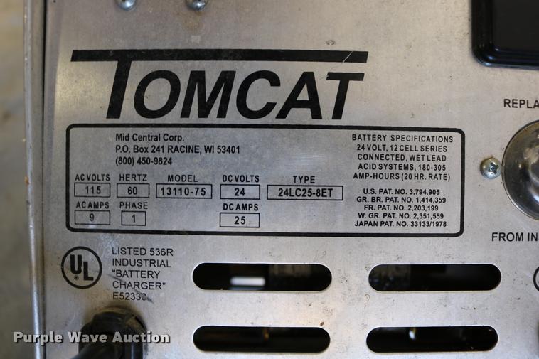 image for item DB9313 Tomcat 29 floor machine