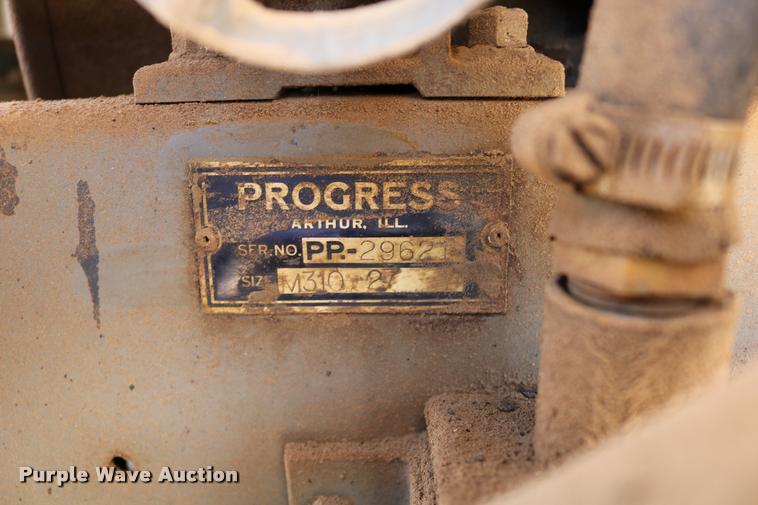 image for item DB9323 1983 Ford F800 fuel truck