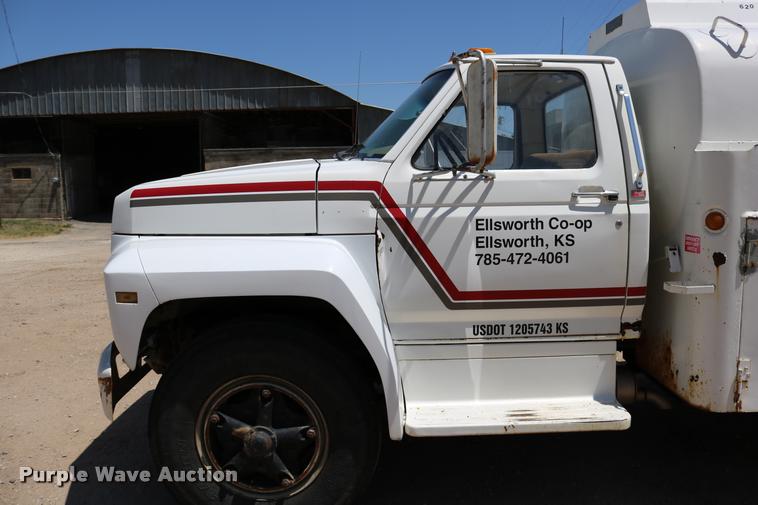 image for item DB9323 1983 Ford F800 fuel truck