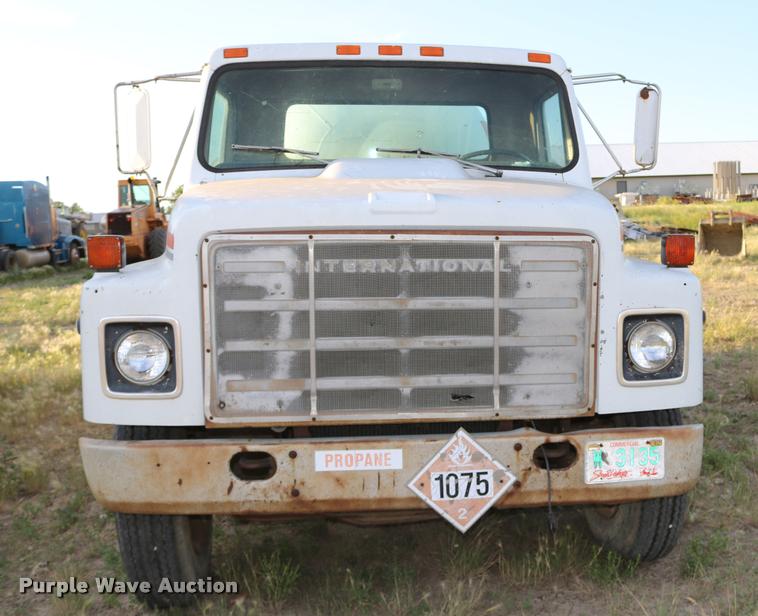 image for item DB9361 1981 International 1824 propane truck