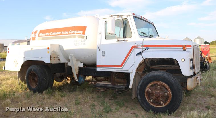 image for item DB9361 1981 International 1824 propane truck