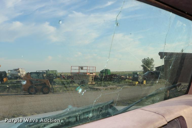 image for item DB9361 1981 International 1824 propane truck