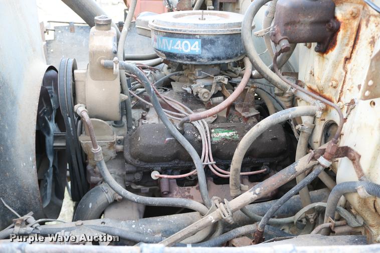 image for item DB9361 1981 International 1824 propane truck