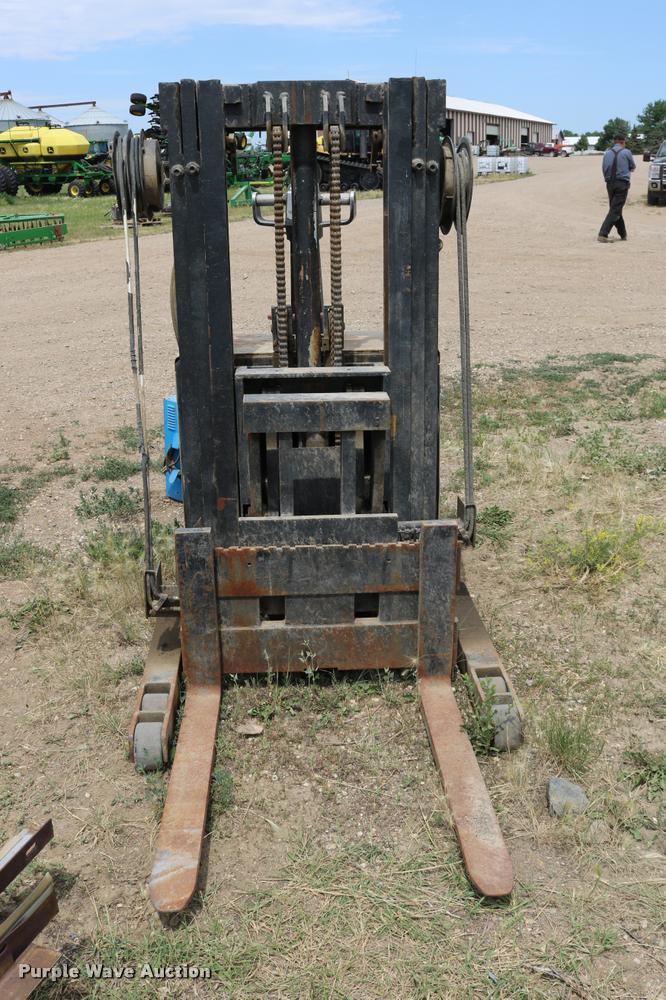 image for item DB9376 Crown 30WRTT forklift