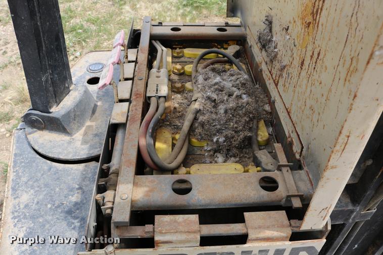 image for item DB9376 Crown 30WRTT forklift