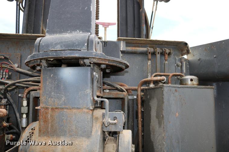 image for item DB9376 Crown 30WRTT forklift