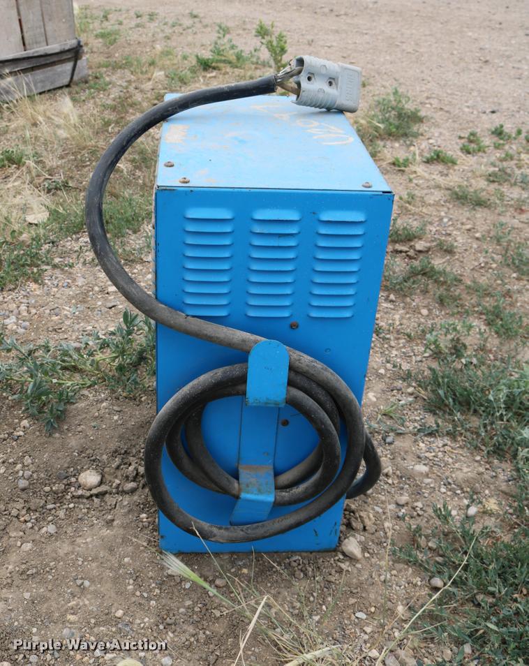 image for item DB9376 Crown 30WRTT forklift