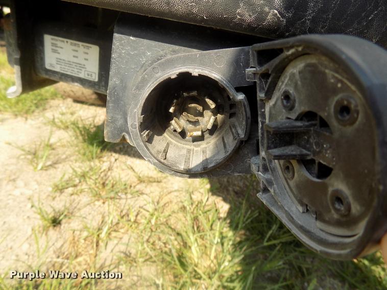 image for item DC4946 2010 Ford F350 Super Duty Crew Cab pickup truck