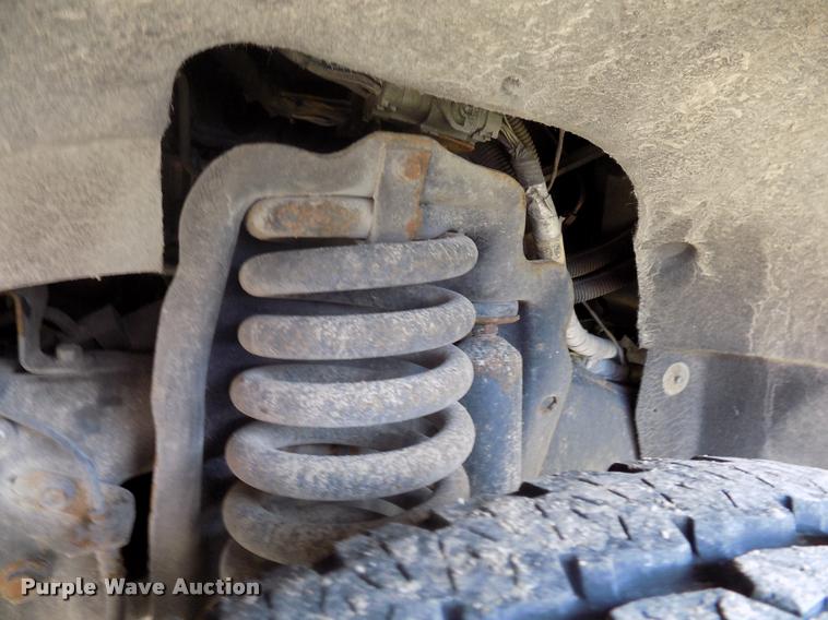 image for item DC4946 2010 Ford F350 Super Duty Crew Cab pickup truck