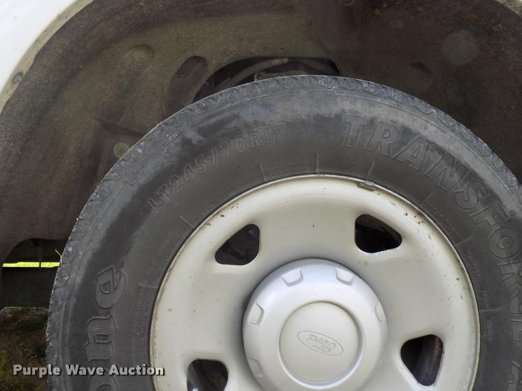 image for item DC4946 2010 Ford F350 Super Duty Crew Cab pickup truck