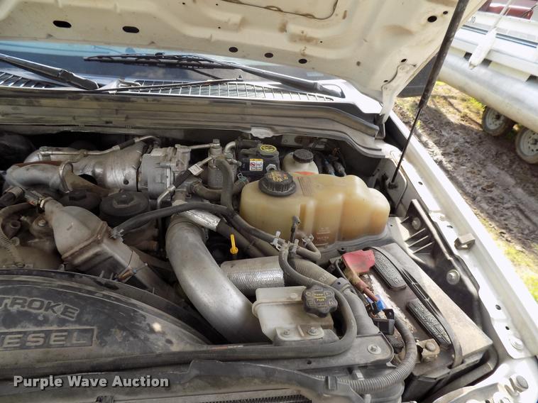 image for item DC4946 2010 Ford F350 Super Duty Crew Cab pickup truck