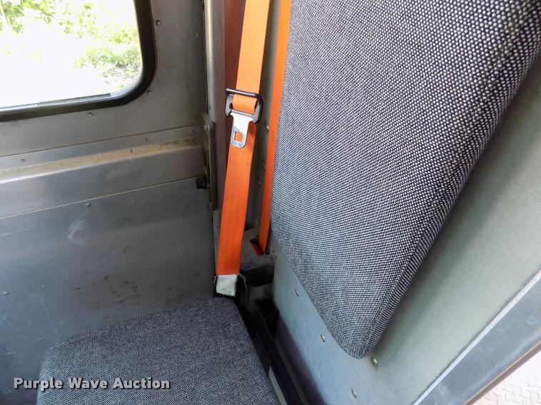 image for item DC4948 2003 Workhorse P42 delivery truck