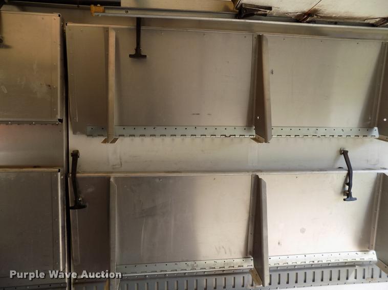 image for item DC4948 2003 Workhorse P42 delivery truck