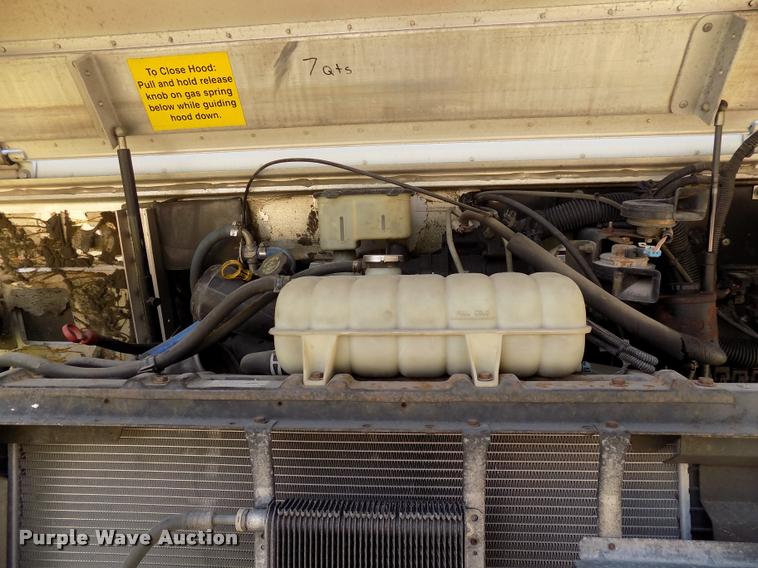 image for item DC4948 2003 Workhorse P42 delivery truck