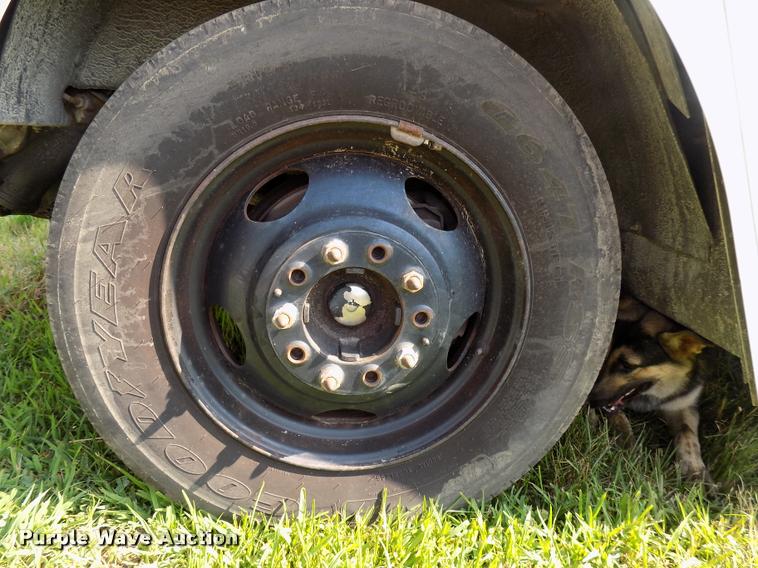 image for item DC4948 2003 Workhorse P42 delivery truck