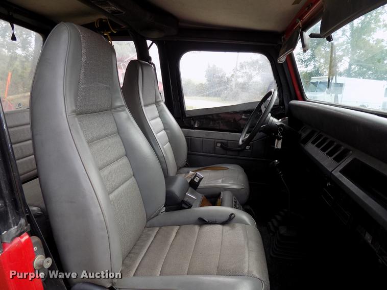 image for item DC4950 1994 Jeep Wrangler
