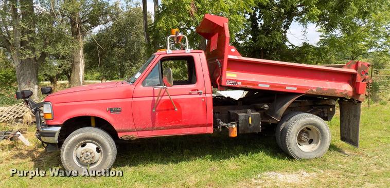 image for item DC4951 1997 Ford F350 Super Duty XL dump bed pickup truck