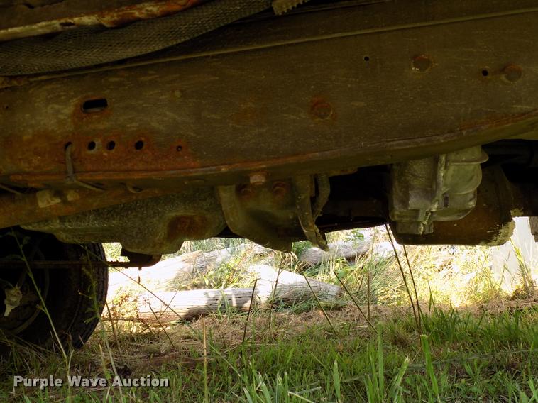 image for item DC4951 1997 Ford F350 Super Duty XL dump bed pickup truck