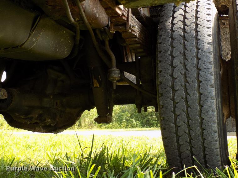 image for item DC4951 1997 Ford F350 Super Duty XL dump bed pickup truck