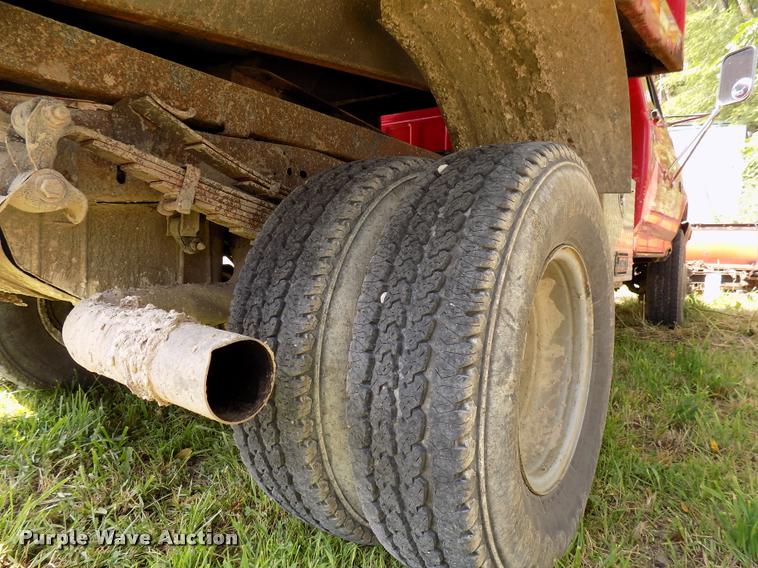 image for item DC4951 1997 Ford F350 Super Duty XL dump bed pickup truck