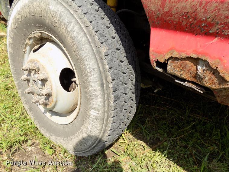 image for item DC4951 1997 Ford F350 Super Duty XL dump bed pickup truck