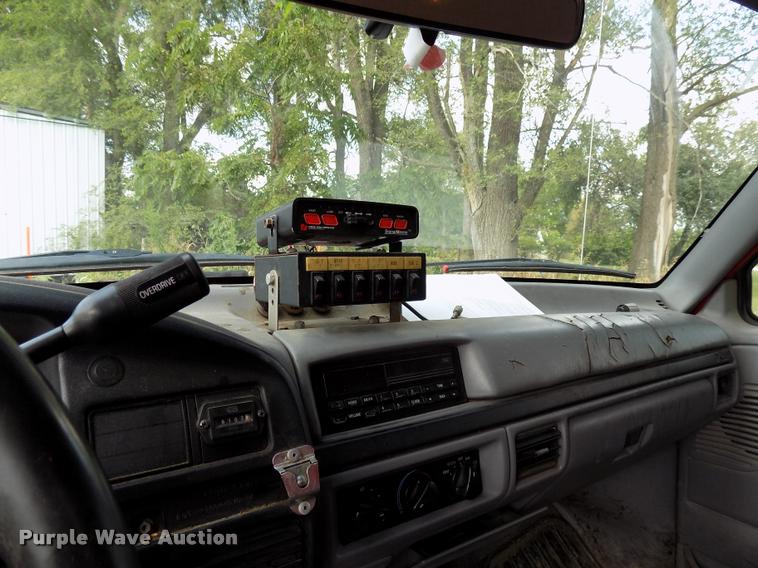 image for item DC4951 1997 Ford F350 Super Duty XL dump bed pickup truck