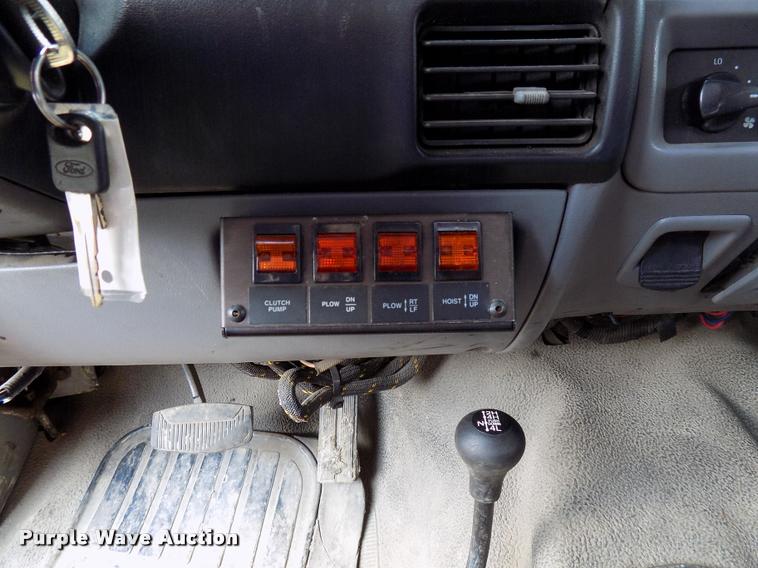 image for item DC4951 1997 Ford F350 Super Duty XL dump bed pickup truck