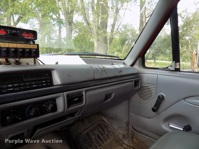 image for item DC4951 1997 Ford F350 Super Duty XL dump bed pickup truck