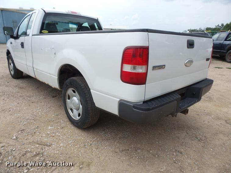 image for item DC5481 2006 Ford F150 pickup truck