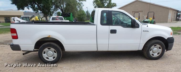 image for item DC5481 2006 Ford F150 pickup truck