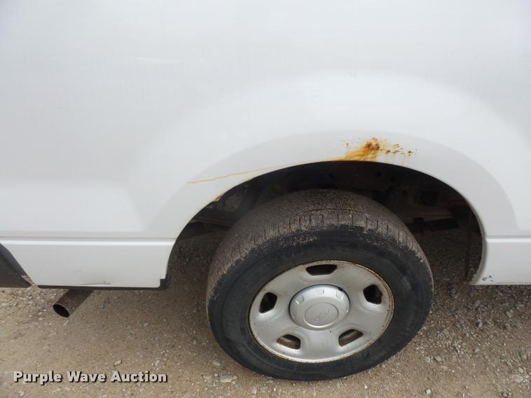 image for item DC5481 2006 Ford F150 pickup truck