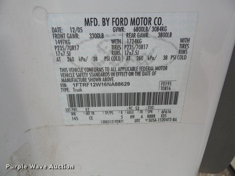 image for item DC5481 2006 Ford F150 pickup truck