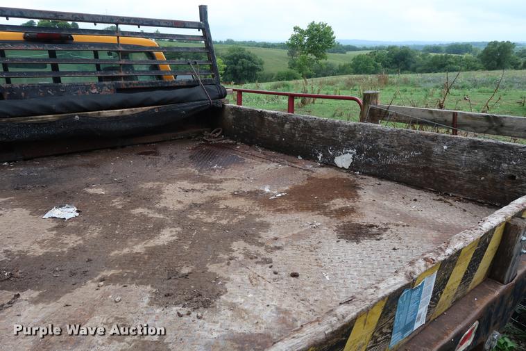 image for item DD1697 1994 Ford F350 dump flatbed pickup truck