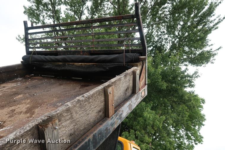 image for item DD1697 1994 Ford F350 dump flatbed pickup truck
