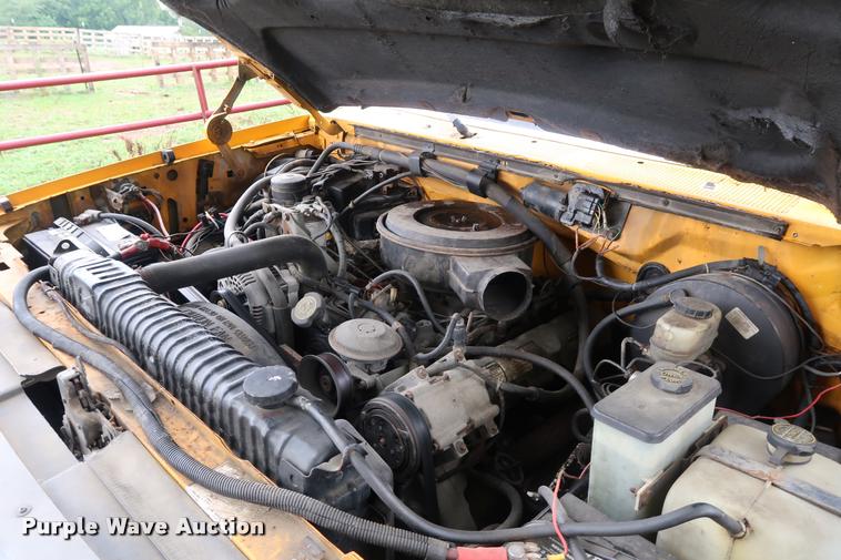 image for item DD1697 1994 Ford F350 dump flatbed pickup truck