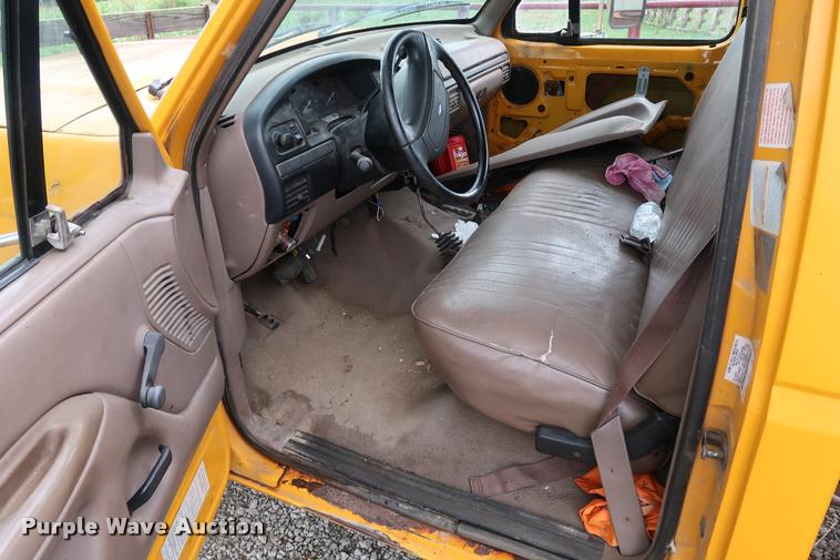 image for item DD1697 1994 Ford F350 dump flatbed pickup truck