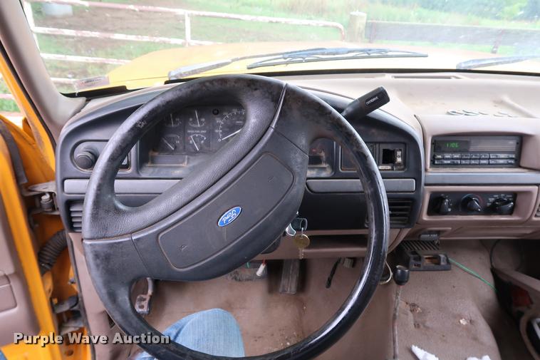 image for item DD1697 1994 Ford F350 dump flatbed pickup truck