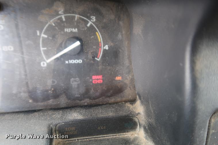 image for item DD1697 1994 Ford F350 dump flatbed pickup truck