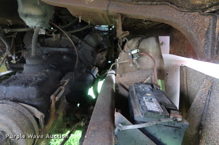 image for item DD1698 1967 Ford 600 truck