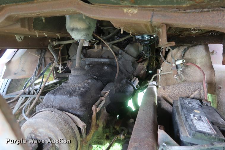 image for item DD1698 1967 Ford 600 truck