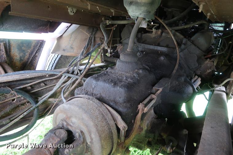 image for item DD1698 1967 Ford 600 truck