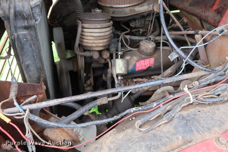 image for item DD1698 1967 Ford 600 truck