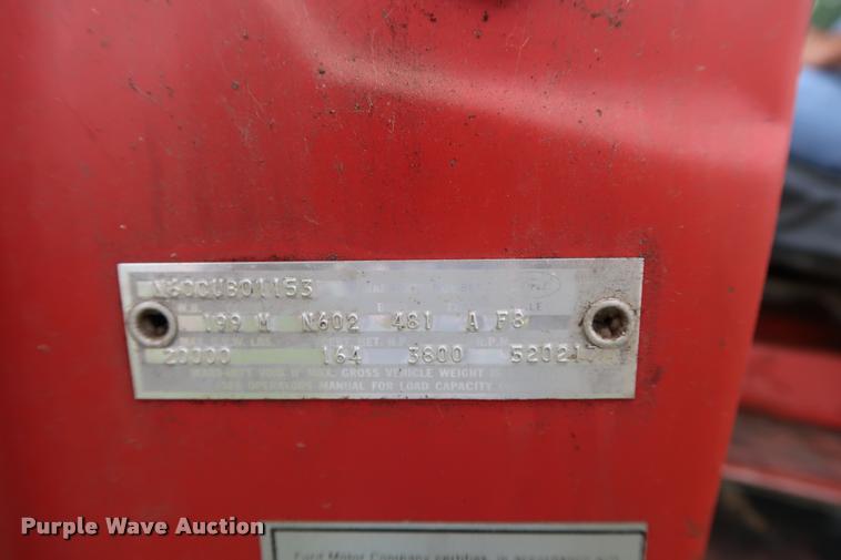 image for item DD1698 1967 Ford 600 truck