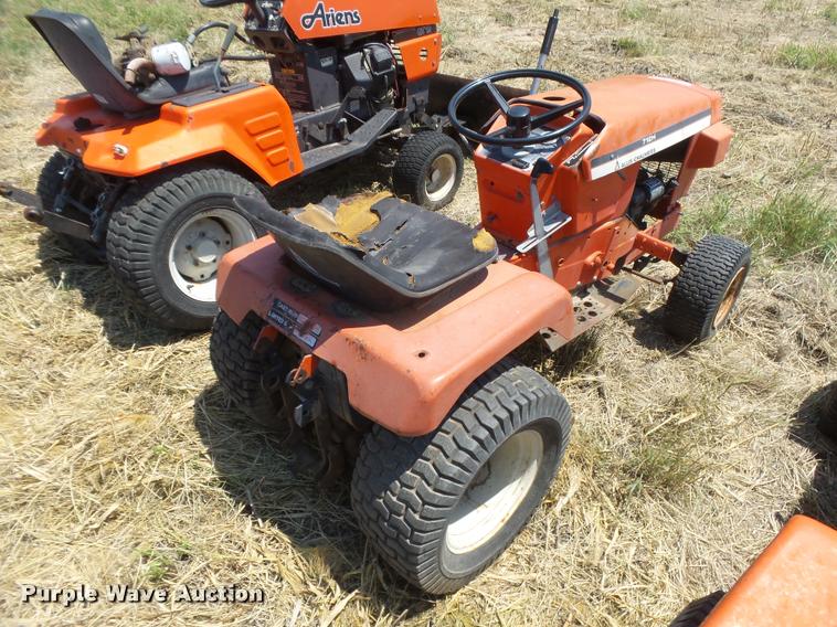 image for item DE9144 Allis Chalmers 712H lawn mower